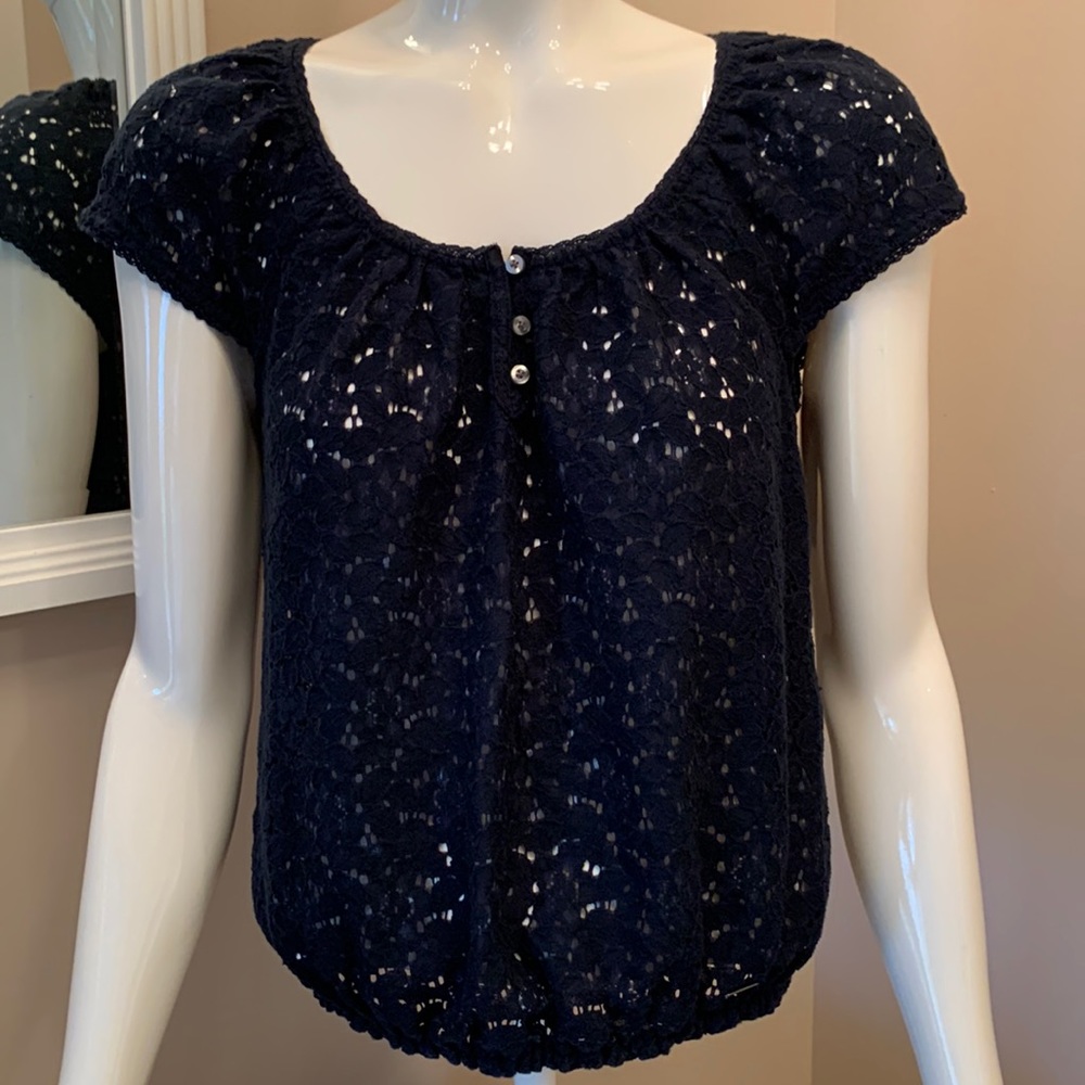 Hollister Short Sleeve Top • Size XS